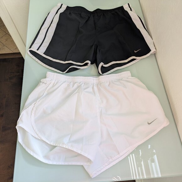 2 Nike Dri-FIT Women’s Running Shorts – Size Small - Picture 1 of 10